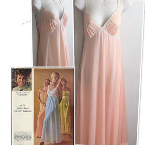 🌶 3/$20 OLGA Vintage Peach Slip Dress S